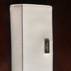 Kate Spade New York Stacy Laurel Way Wallet